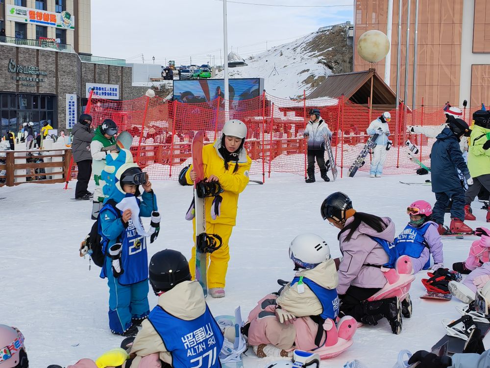 雪假 冰雪运动 体育 学生